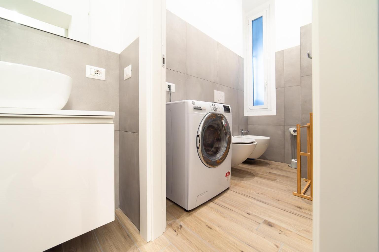 Hbhall Porta Romana Suite Milan Bagian luar foto