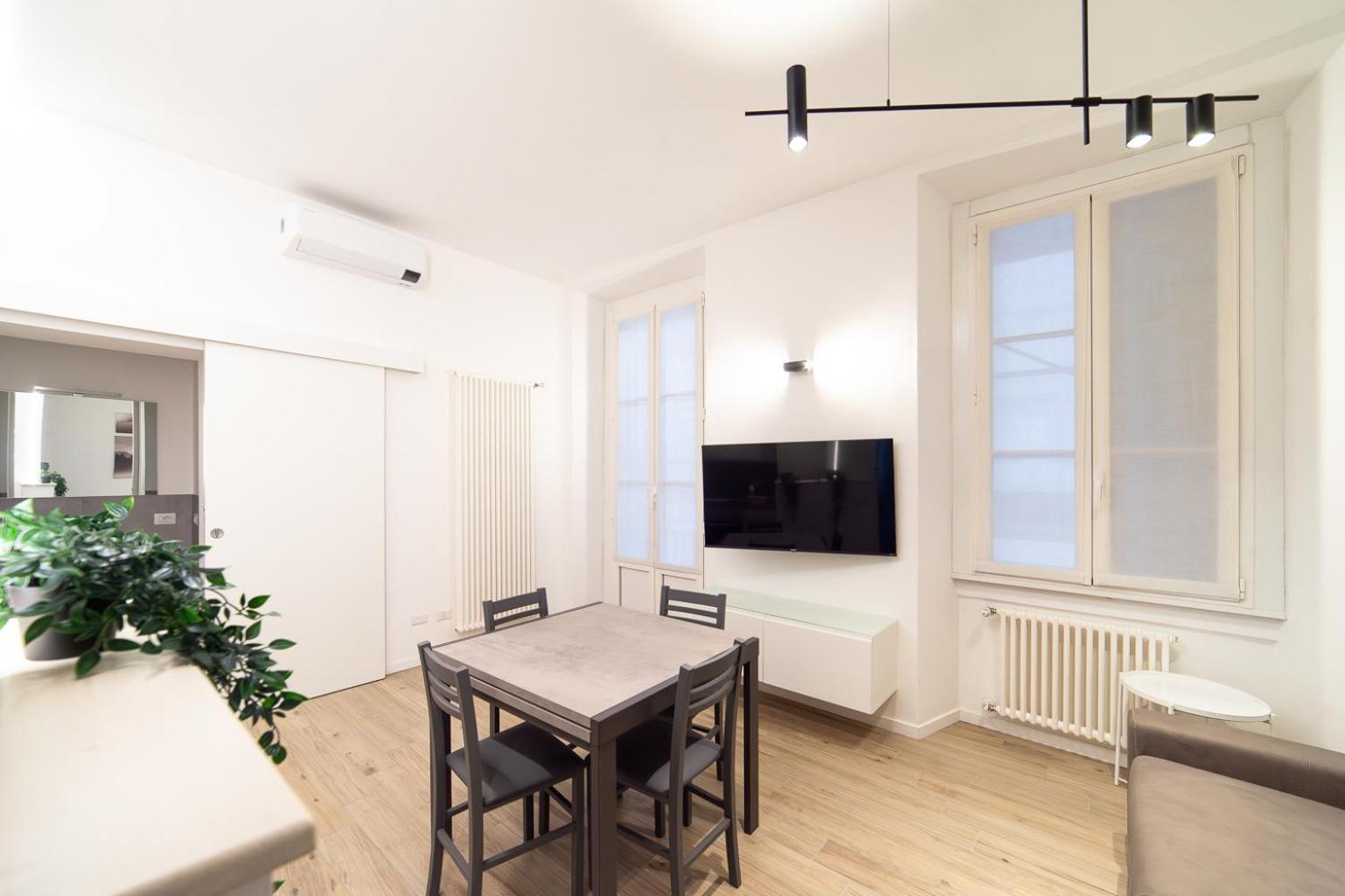 Hbhall Porta Romana Suite Milan Bagian luar foto